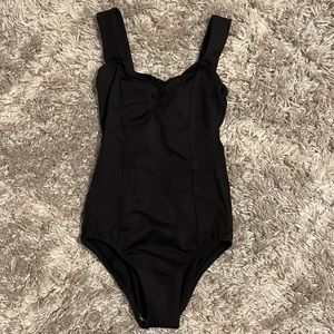 ballet leotard in small color black by motion wear